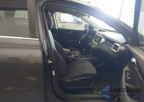 2016 Kia Sorento 2.4L Lx from USA, damaged, VIN 5XYPGDA32GG112331